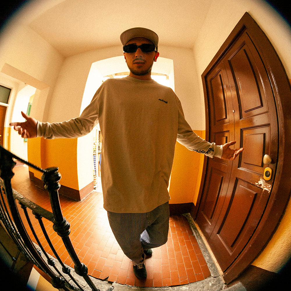 A CAPPELLA GREY LONG SLEEVE MOKOVEL
